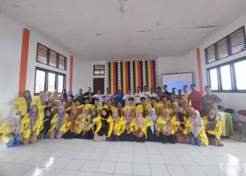 Dr Mursyidin Jemput Mahasiswa KKN UTU di Aceh Jaya