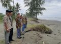 Keuchik Alian : Pantai Suak Puntong Butuh Tanggul Pemecah Ombak