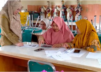 Guru SMPN 1 Lhoknga Ikut Pelatihan Lab Virtual pada Progam MBKM USK Unggul Tahun 2022