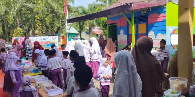 Peringati Hari Gizi Nasional, TKIT Ar-Rahman 1 gelar Kegiatan Market Day
