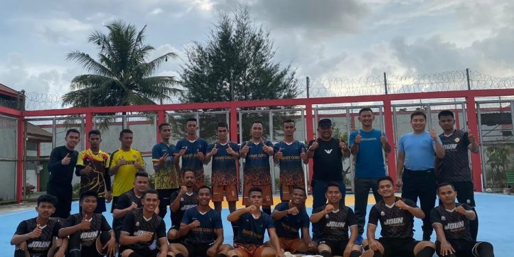 Meriahkan HBP-59, Tim Futsal Lapas Meulaboh lakukan Laga Eksibisi dengan Korem 012/TU