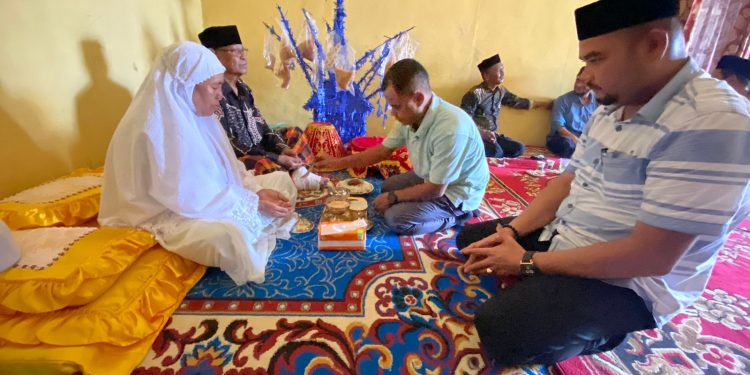 Dua Mantan Komisioner KIP Nagan Raya dan Pengurus Partai PPP Sambangi Rumah Sesepuh