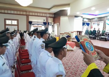 Lantik 40 Kepala Desa, Fitriany Farhas : Keuchik Jangan Terlibat Politik Praktis