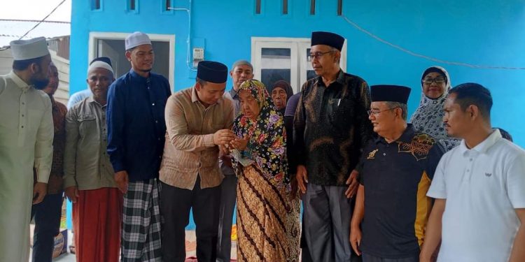 Garda Indonesia Serahkan Kunci Rumah #R005 Kepada Warga Aceh Barat