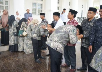 Pemkab Nagan Raya Berangkatkan Umrah Peraih Juara MTQ di Bener Meriah