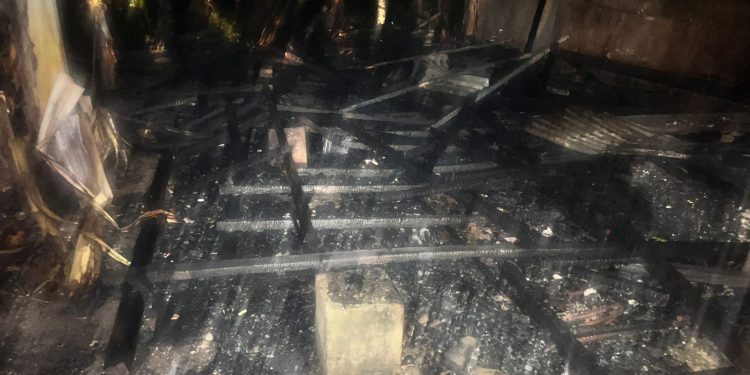 Satu Unit Rumah Warga di Nagan Raya Hangus Terbakar