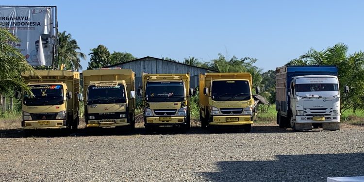 Persiapan Distribusi Surat Suara,Puluhan Truck Bersiap di Gudang Logistik KIP