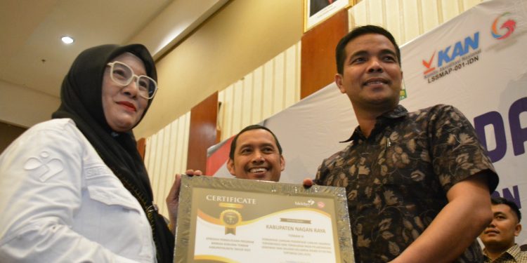 Pemkab Nagan Raya Raih Penghargaan Terbaik dari BKKBN Aceh