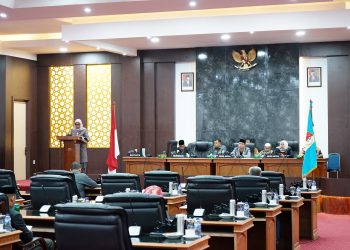 Fitriany Farhas Hadiri Rapat Paripurna V Dewan Nagan Raya Tahun Sidang 2024