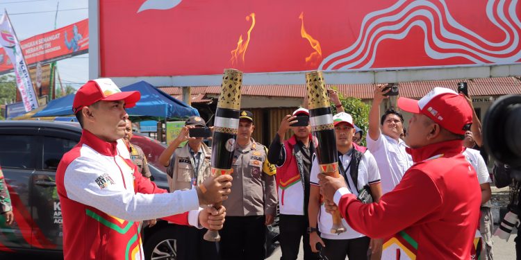 Kirab Obor Api PON XXI disambut Antusias di Nagan Raya
