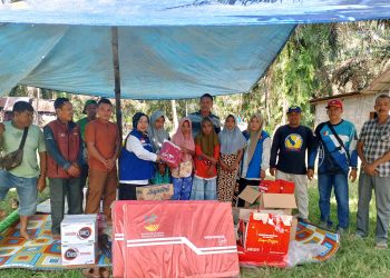 Dinsos Nagan Raya Salurkan Bantuan Masa Panik kepada Korban Kebakaran di Gunong Pungki