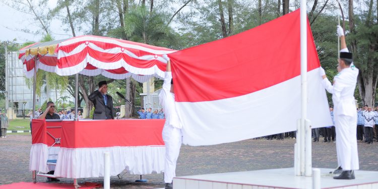 Peringati HGN 2024, Sekda Ardimartha Bertindak Sebagai Pembina Upacara
