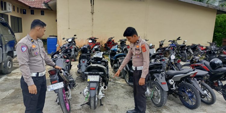 Puluhan Kenderaan Knalpot Brong Diamankan Satlantas Polres Aceh Barat