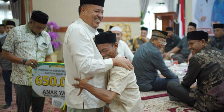 Pemkab Nagan Raya Gelar Buka Puasa Bersama dan Santuni Anak Yatim serta Penyandang Disabilitas