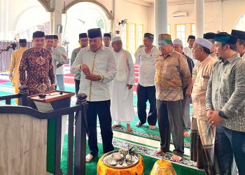 Bupati Nagan Raya Peusijuek Masjid Baitul Mukhlisin Kuta Baro