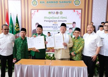 Menteri Nusron dan Ketua DPP PUI Teken MoU, Dorong Pemanfaatan Tanah Wakaf secara Produktif