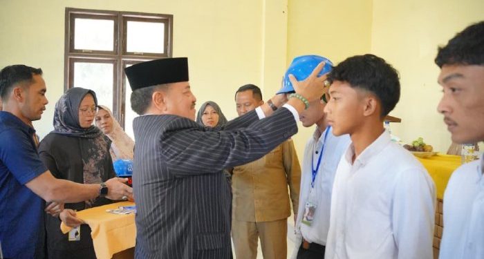 Bupati TRK Buka Pelatihan Pengelasan Listrik di BLK Kuala Pesisir