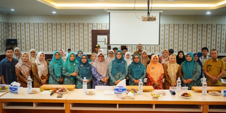 Ketua TP-PKK Nagan Raya Buka Musrena 2025