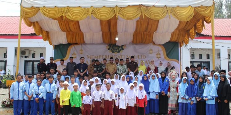 Wabup Nagan Raya Hadiri Perayaan Maulid Nabi Muhammad SAW 1447 H