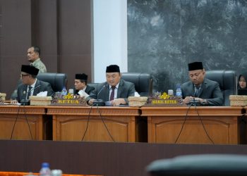 Rapat Paripurna ke-4, Bahas Jawaban Bupati atas Laporan Pansus dan Pandangan Fraksi terhadap Rancangan Qanun RPJP 2025–2045