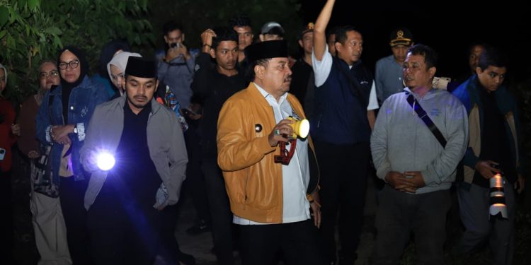 TRK Tinjau Lokasi Banjir Bandang di Beutong Ateuh Banggalang dan Serahkan Bantuan Tanggap Darurat