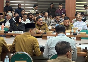 Bupati Nagan Raya Desak Pembangunan Sekolah dan Jembatan di Beutong Ateuh