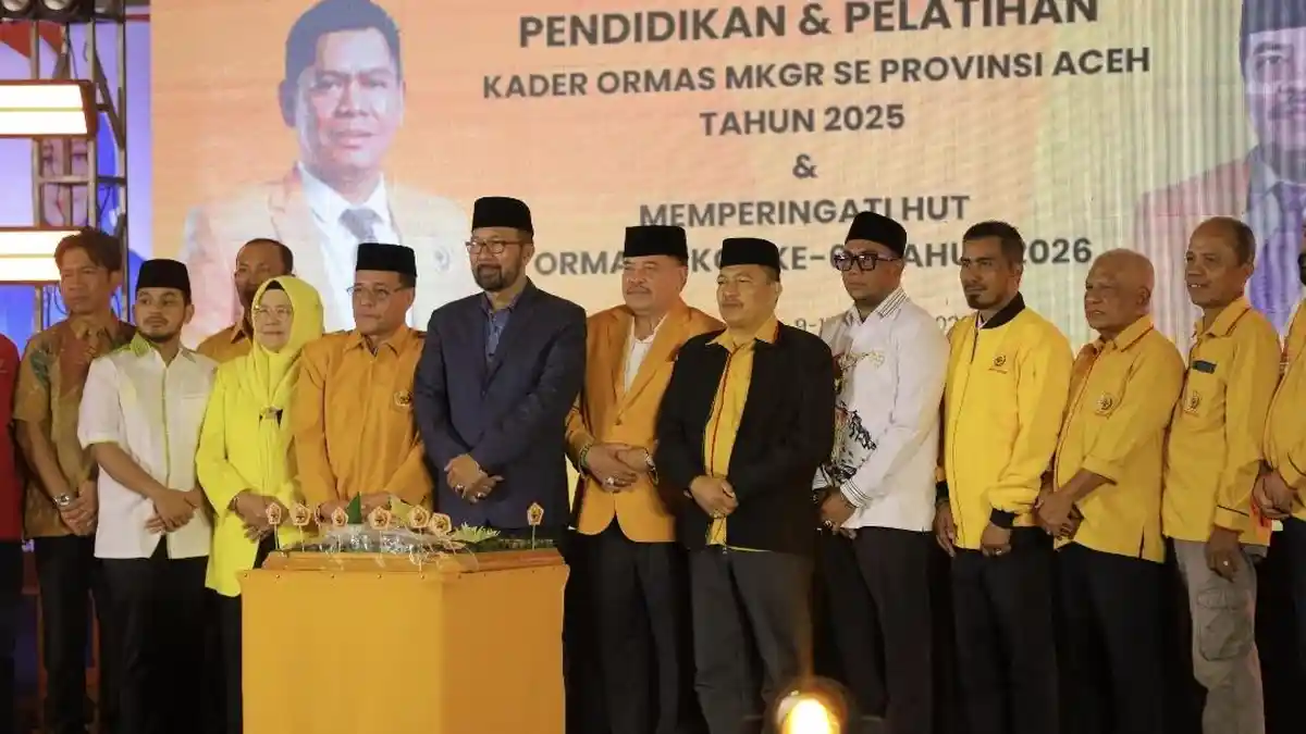Bupati TRK Buka Diklat Kader MKGR Aceh 2025