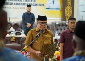 Bupati TRK Lantik 6 Kepala Sekolah dan 5 Pejabat Fungsional