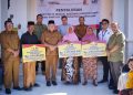 Bupati TRK Serahkan Bantuan Sosial Rp9,8 Miliar bagi Korban Bencana Hidrometeorologi di Beutong Ateuh Banggalang