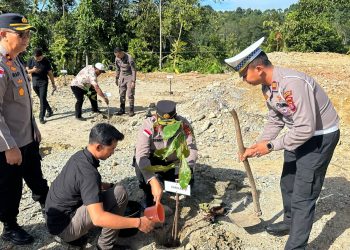Kapolres Nagan Raya Pimpin Gerakan Green Policing Demi Masa Depan Lingkungan yang Lestari