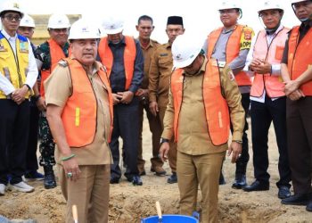 Sekolah Rakyat Mulai Dibangun di Nagan Raya, Bupati TRK Letakkan Batu Pertama