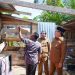 TRK Serahkan Bantuan Tunai Rp21 Juta kepada Korban Angin Kencang di Seunagan Timur dan Beutong