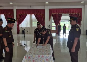 Rudi Hermawan Resmi Dilantik sebagai Kasi Pidum Kejari Nagan Raya