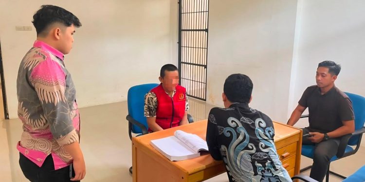 Tersangka Kasus Pembunuhan di Alue Bata Resmi Diserahkan ke Kejari Nagan Raya