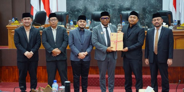DPRK Nagan Raya Sahkan KUPA dan PPAS Perubahan APBK 2026