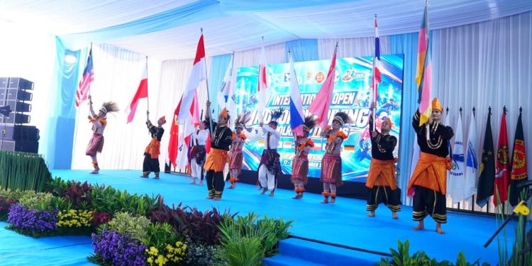 Wakapolri : Kapolri Cup II Dorong Indoor Skydiving Indonesia Mendunia