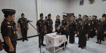Kajari Nagan Raya Lantik Sejumlah Pejabat Eselon IV