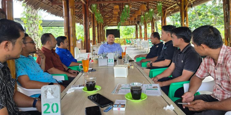 Anggota DPR Aceh Silaturahmi Bersama Pengurus PWI Nagan Raya