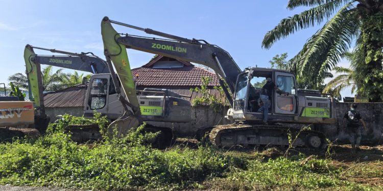 Tim Gabungan Polda Aceh dan Polres Nagan Raya Amankan 8 Penambang Emas Ilegal di Beutong